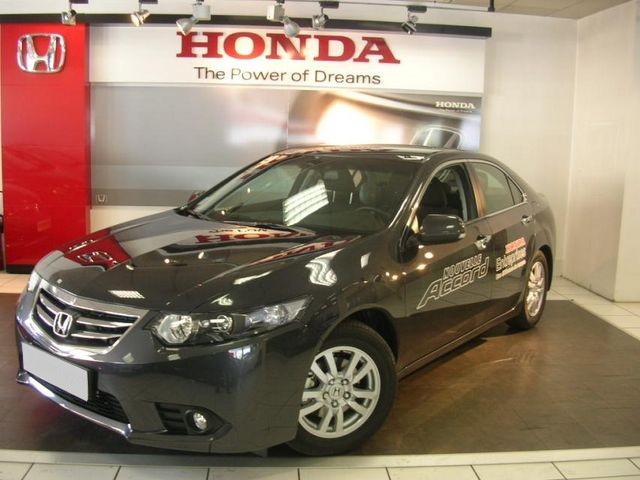 ACCORD type 8 Ph II - 4 PORTES - 2011-2015